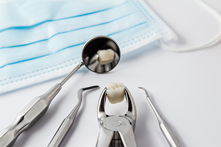 Claro Dental | Extractions, Deep Cleanings and Oral Exams